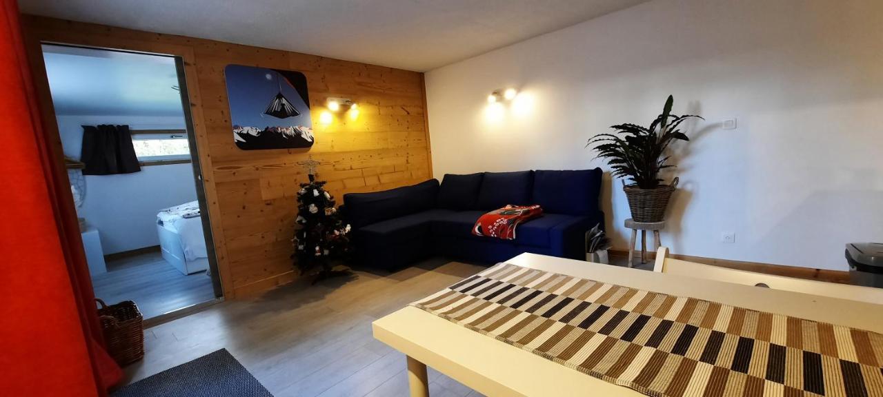 Studio Au Pied Des Montagnes Le Bourg-dʼOisans エクステリア 写真