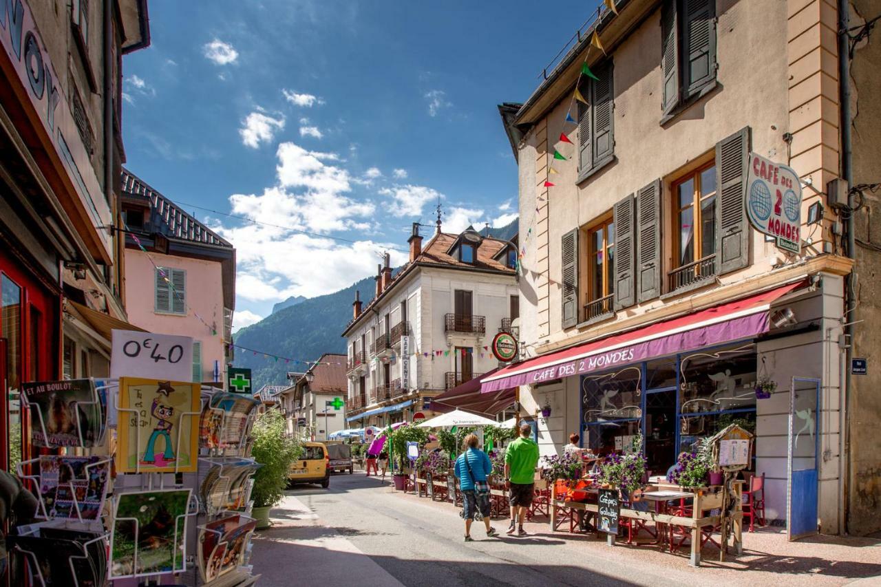 Studio Au Pied Des Montagnes Le Bourg-dʼOisans エクステリア 写真