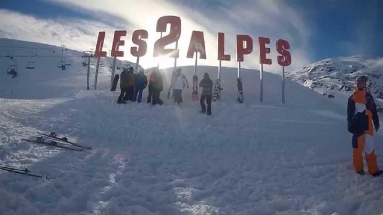 Studio Au Pied Des Montagnes Le Bourg-dʼOisans エクステリア 写真